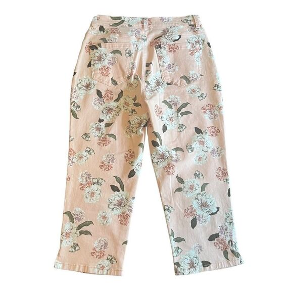 Gloria Vanderbilt Amanda Capri Jeans Missy Size 6 Pink Floral Print - Picture 2 of 13